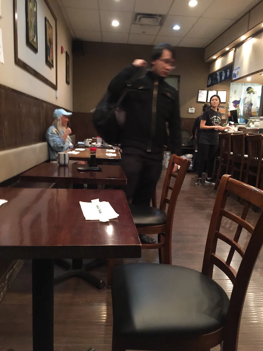 Vibe, Hime Sushi