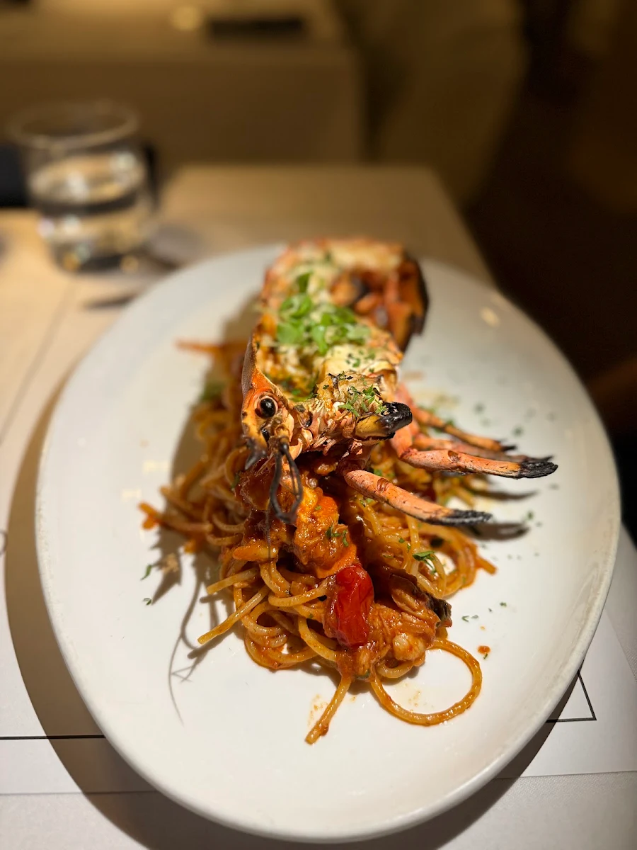 Food & drink, Mademoiselle Raw Bar + Grill