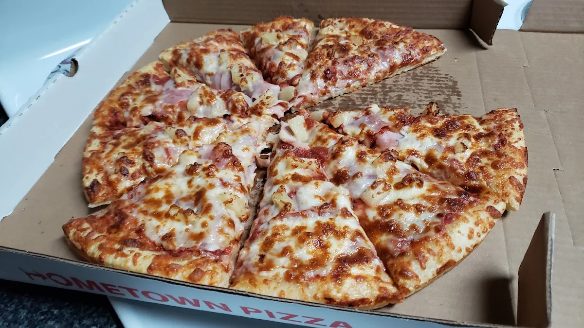 Food & drink, Hometown Pizza