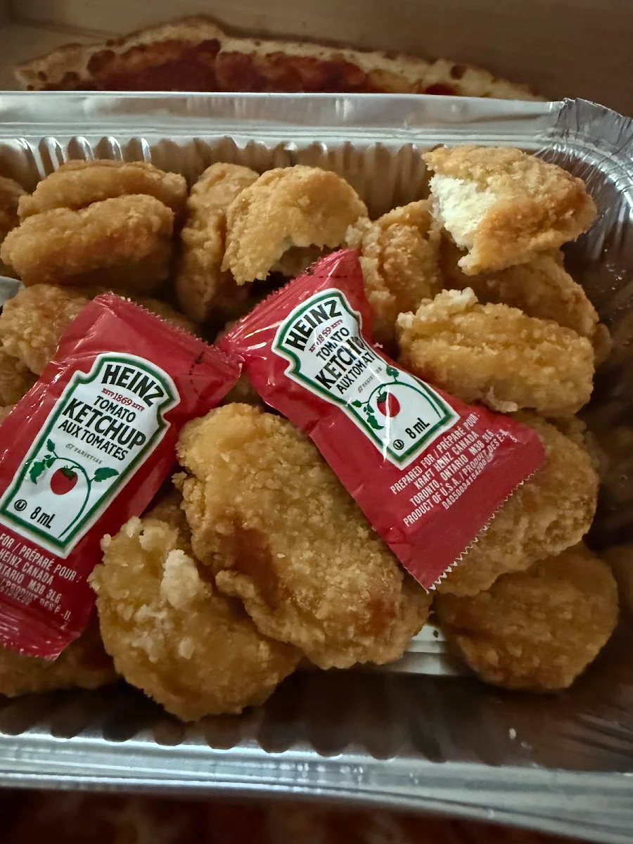 Food & drink, Hometown Pizza