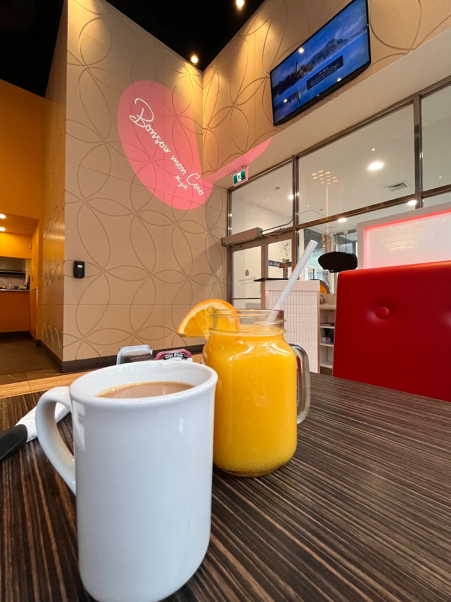 Food & drink, Allô mon Coco Vieux Montréal