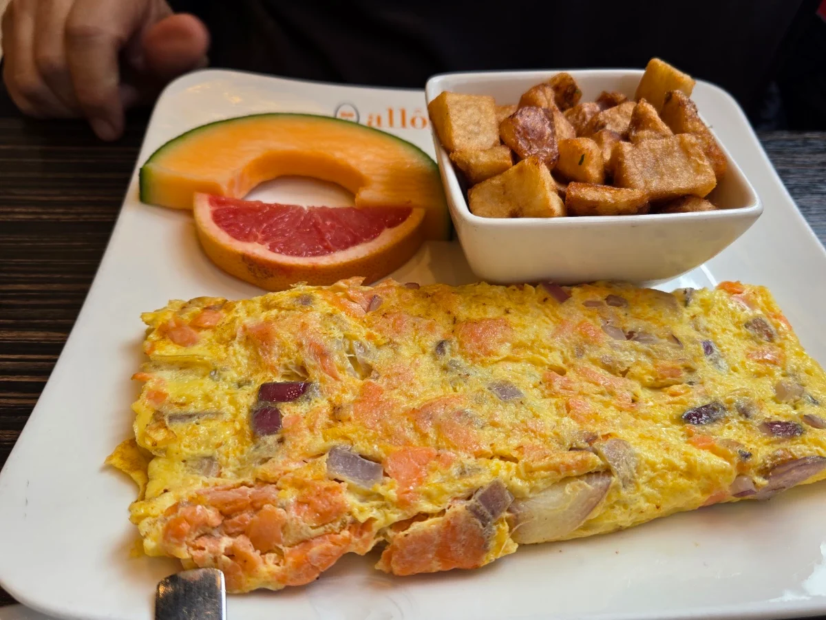 Food & drink, Allô mon Coco Vieux Montréal