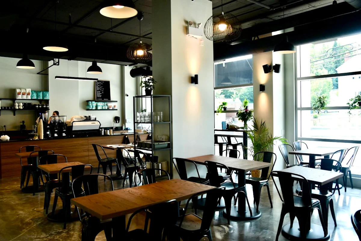Vibe, Nhà Specialty Coffee & Kitchen