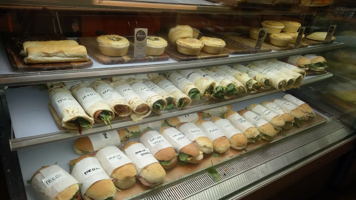 Vibe, Siesta Cafe & Deli