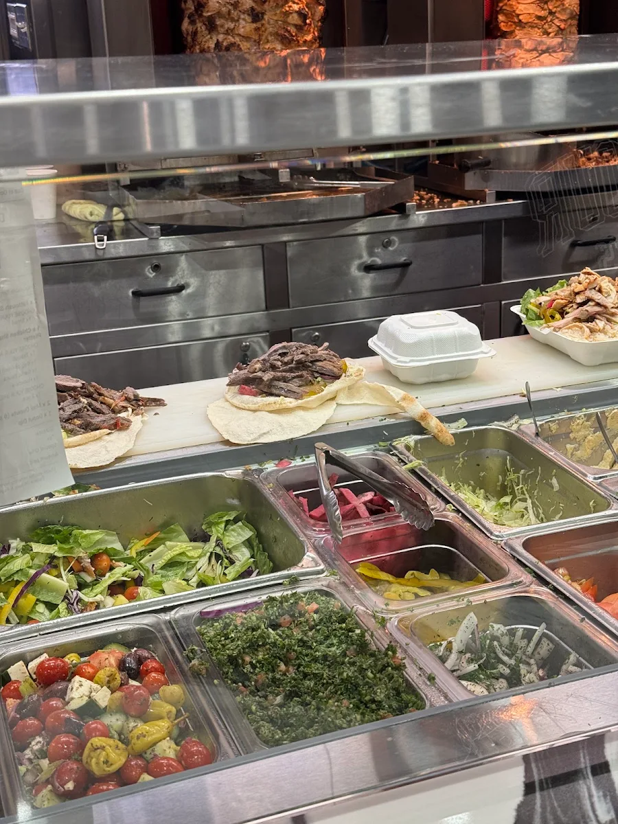Vibe, Shawarma Palace