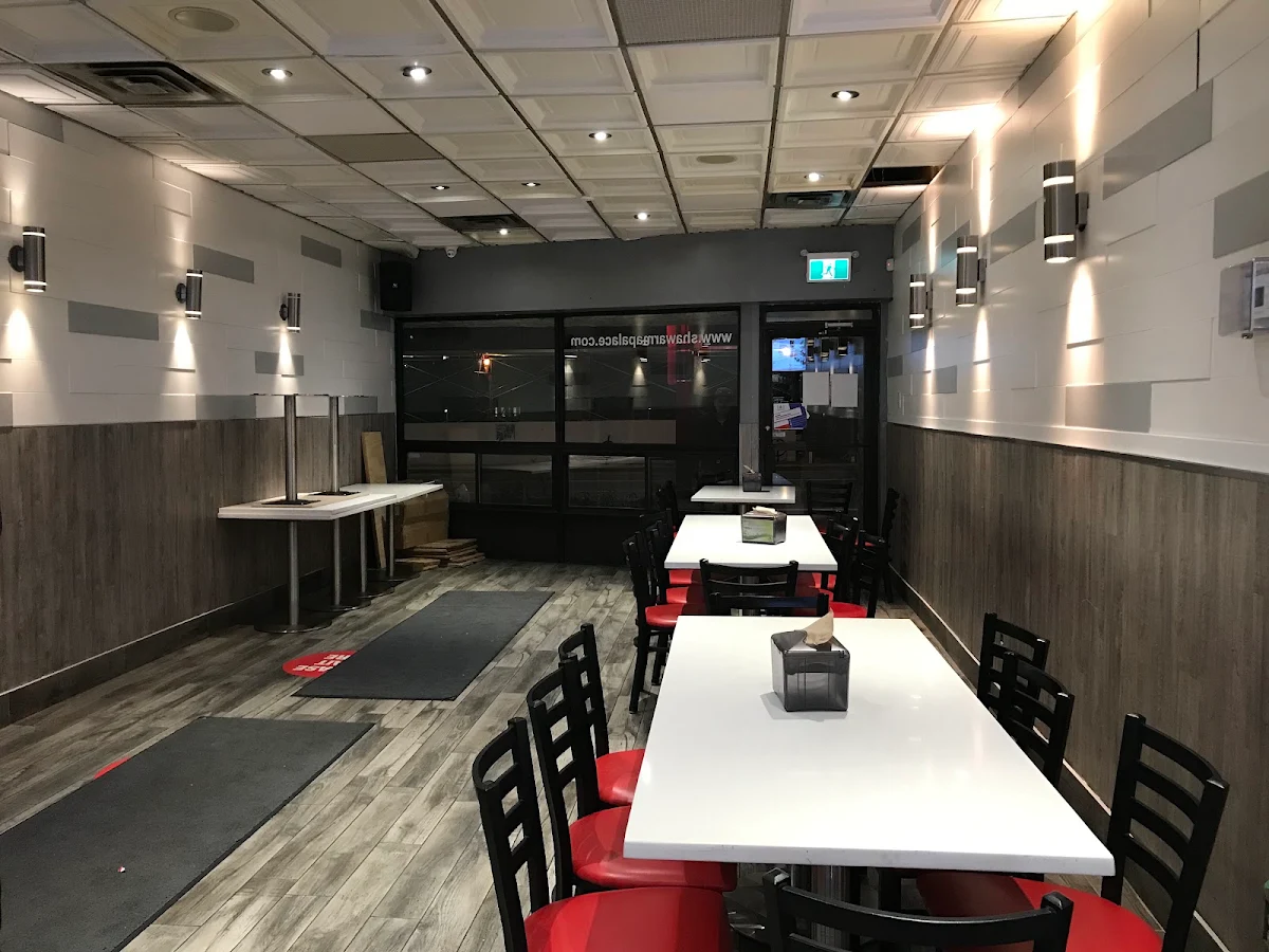 Vibe, Shawarma Palace