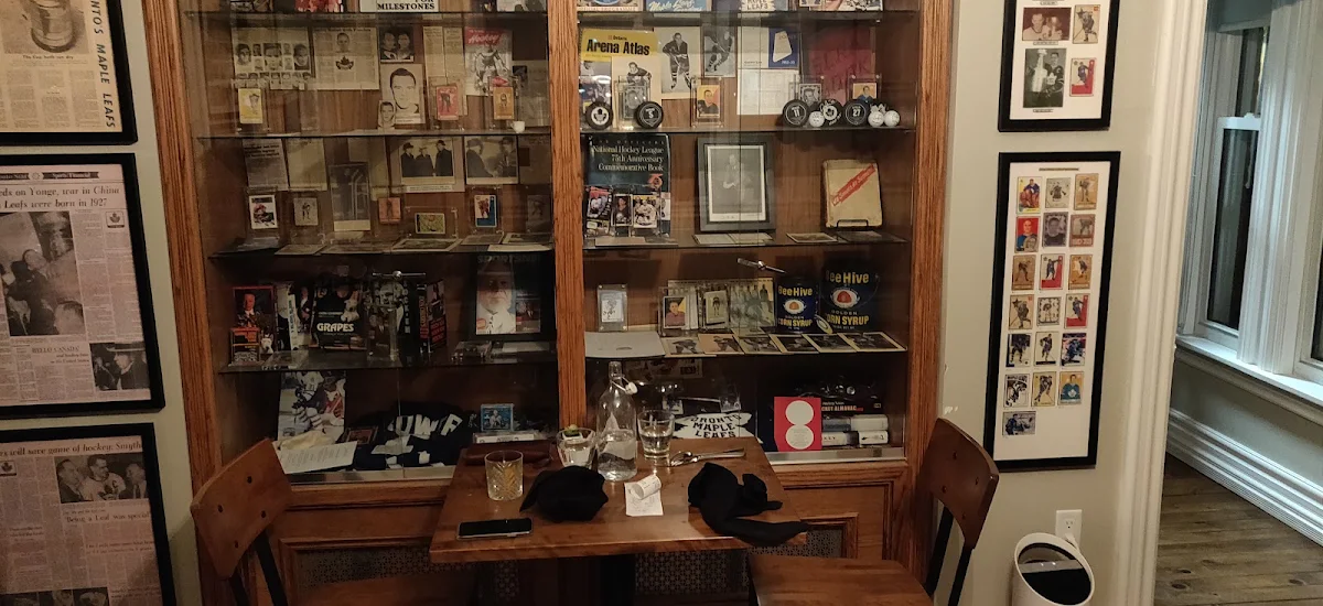 Vibe, Shy's Place Restaurant