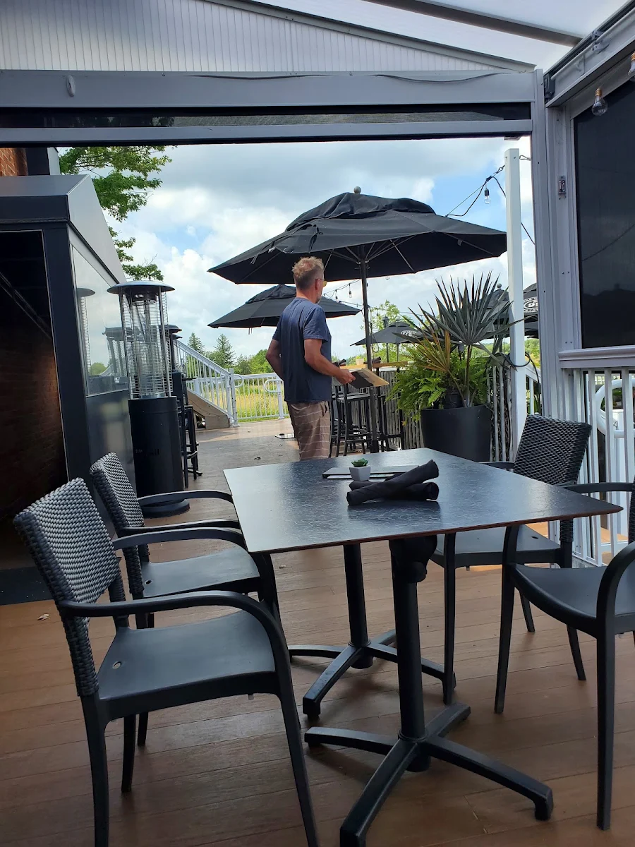 Vibe, Shy's Place Restaurant