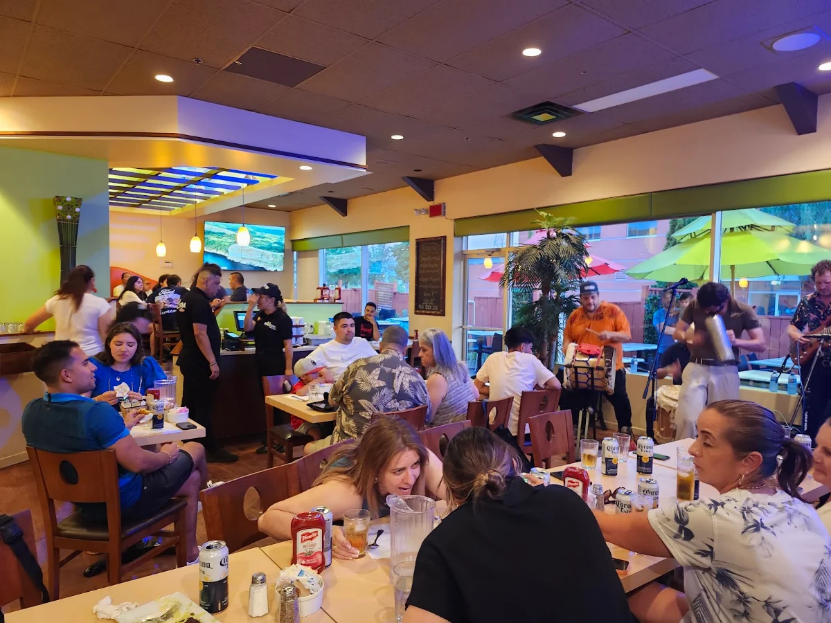 Vibe, La Hacienda Resto-Bar