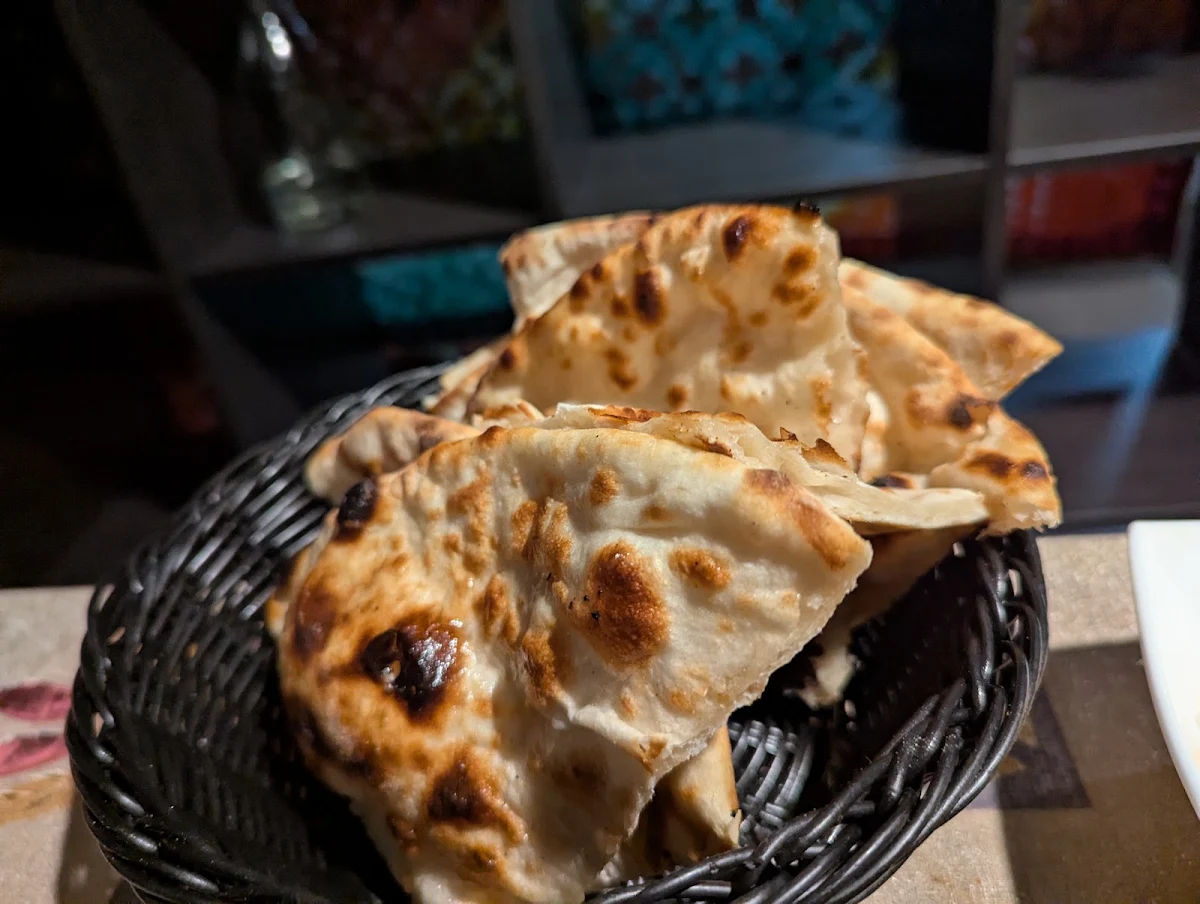 Food & drink, Restaurant Taj Mahal - Cuisine Fine - Apportez votre vin