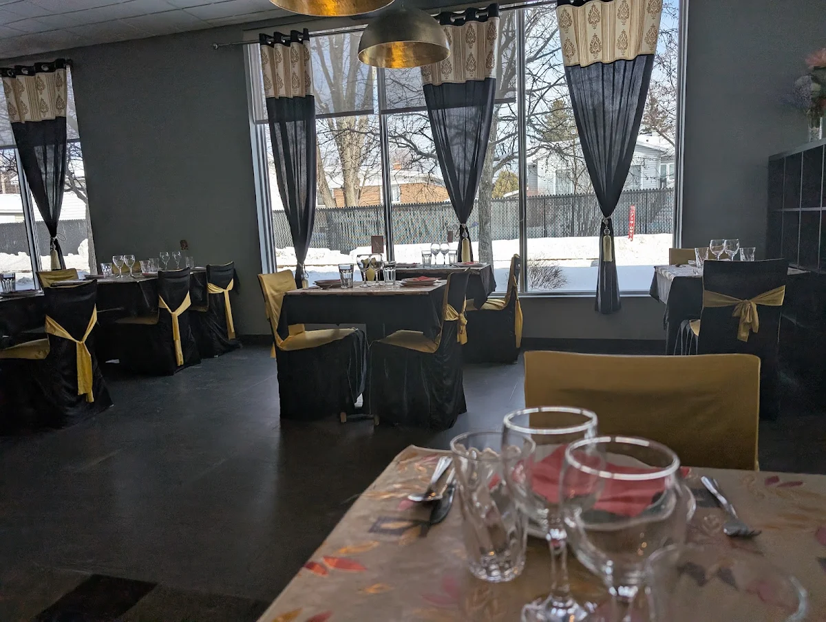 Vibe, Restaurant Taj Mahal - Cuisine Fine - Apportez votre vin