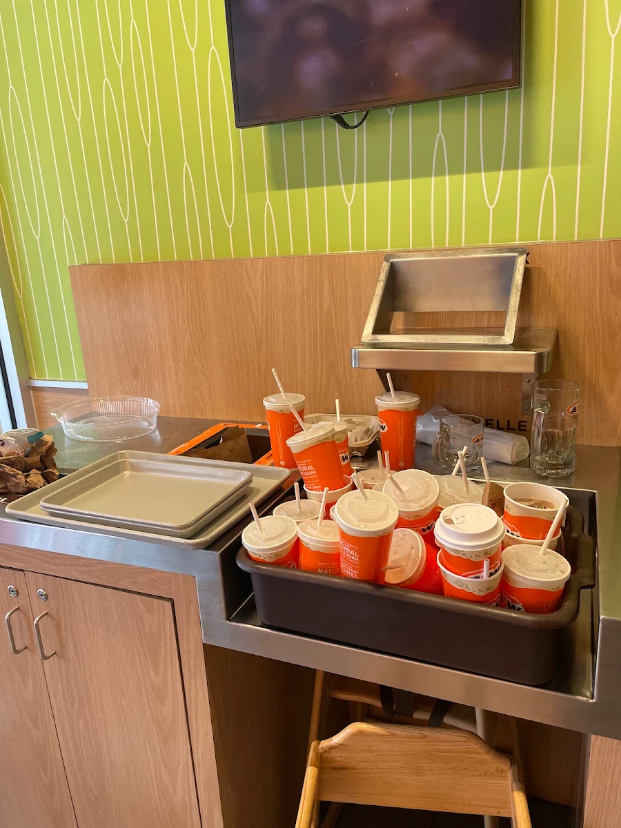 Food & drink, A&W Canada