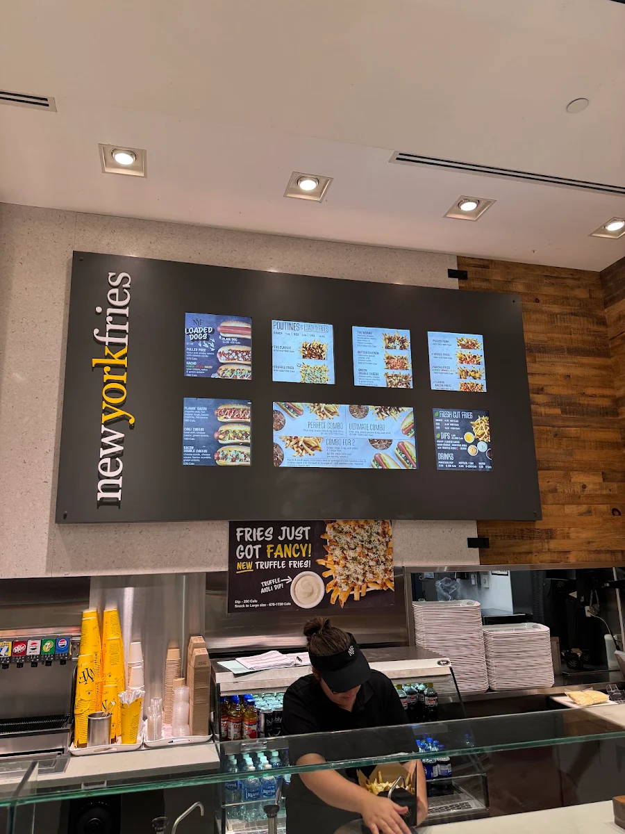 Menu, New York Fries - Rideau Centre