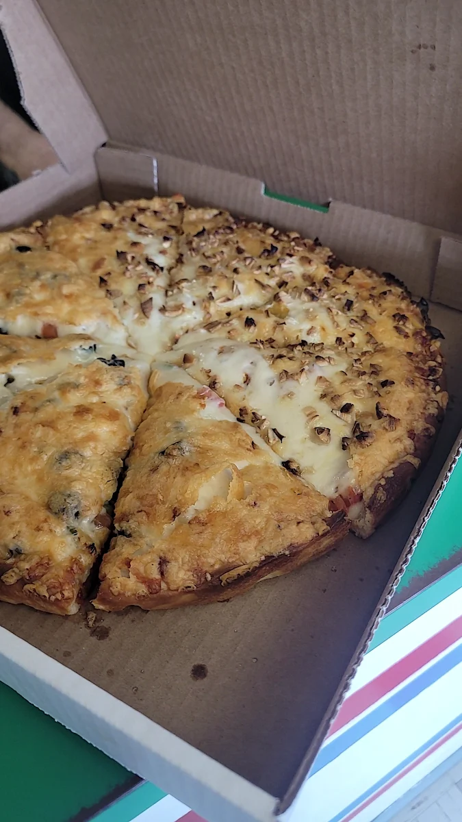 Food & drink, A Pizza Plus