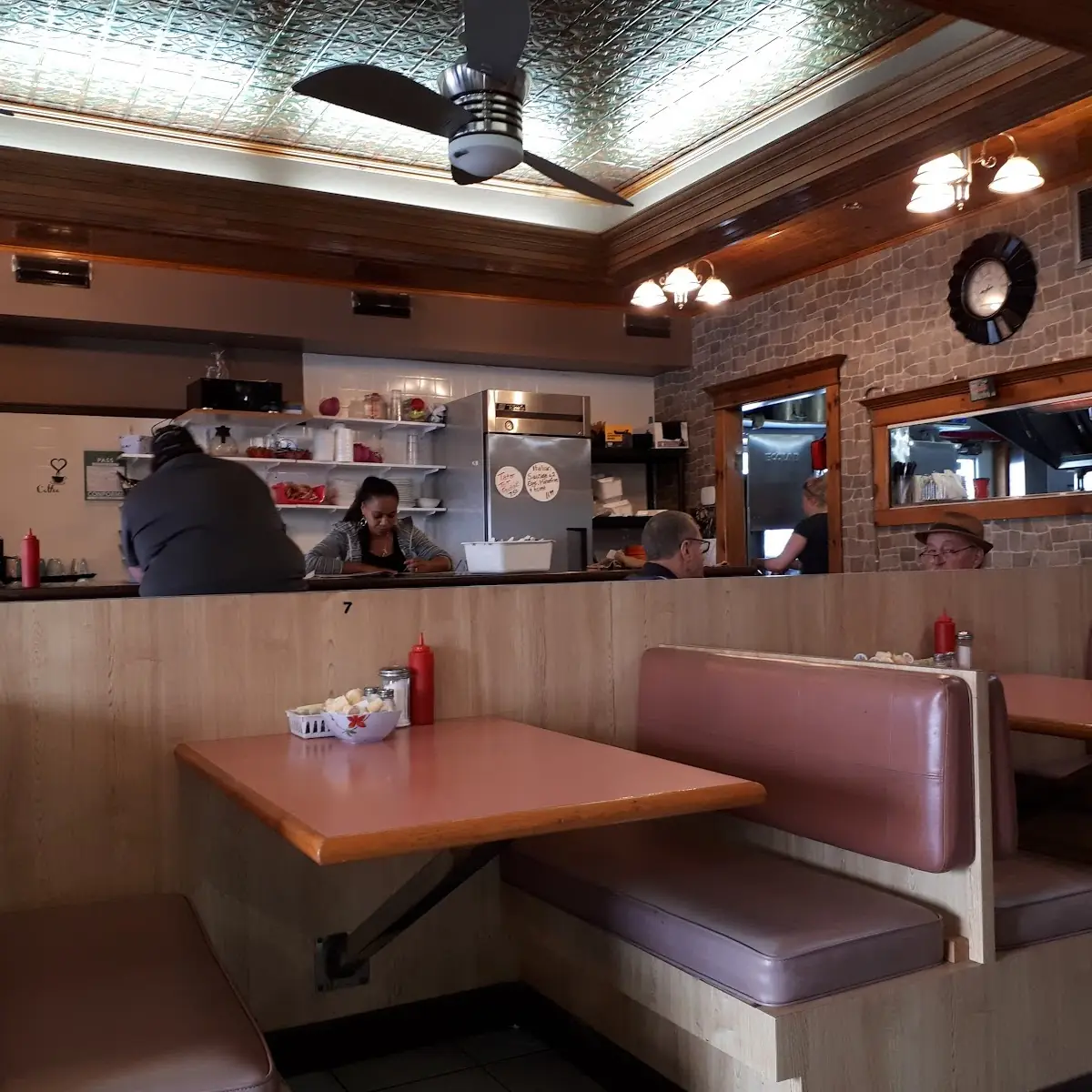 Vibe, Katrina's Corner Kitchen