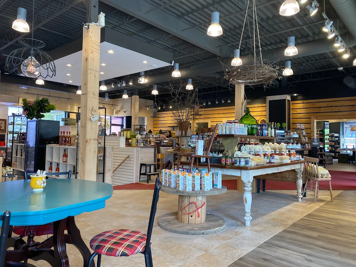 Vibe, LA STATION des saveurs - Épicerie de proximité - Sandwiches / Salades - Café / Espresso / Thé - Bière Artisanale / Vin