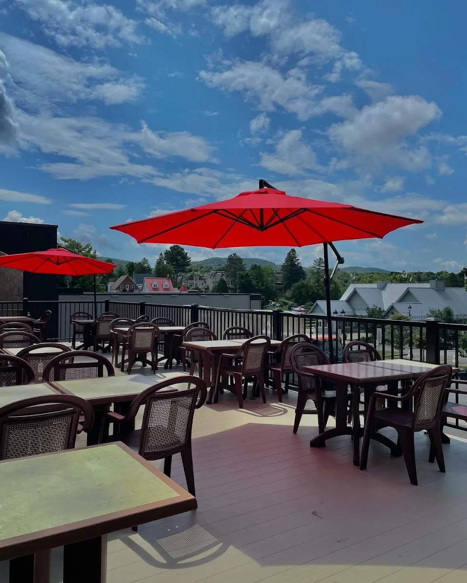 Vibe, LA STATION des saveurs - Épicerie de proximité - Sandwiches / Salades - Café / Espresso / Thé - Bière Artisanale / Vin