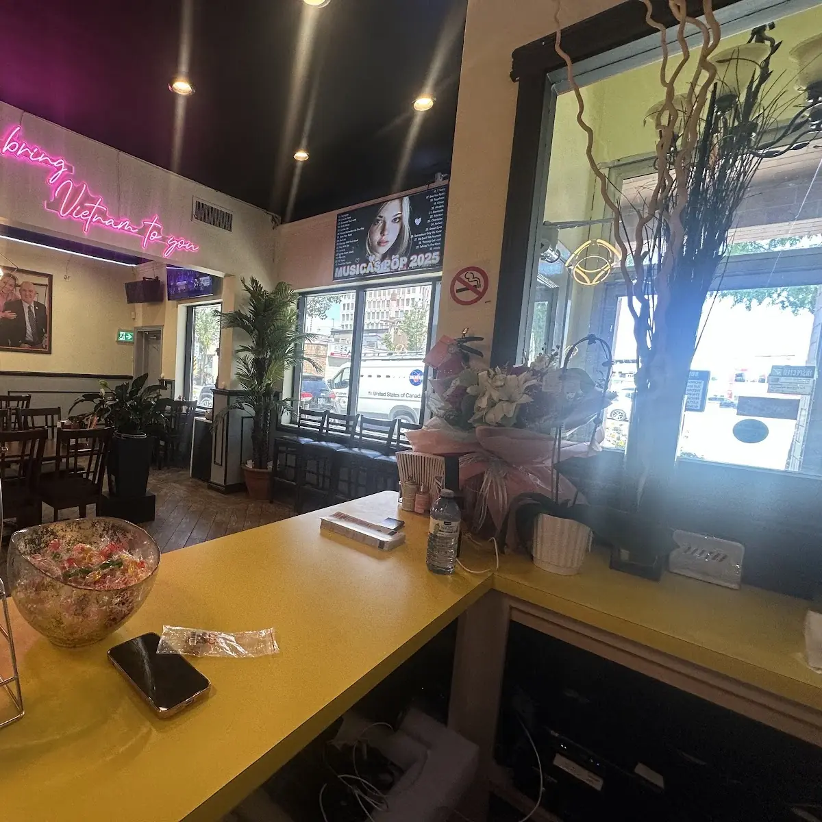 Vibe, Pho PAPA Vietnamese Restaurant