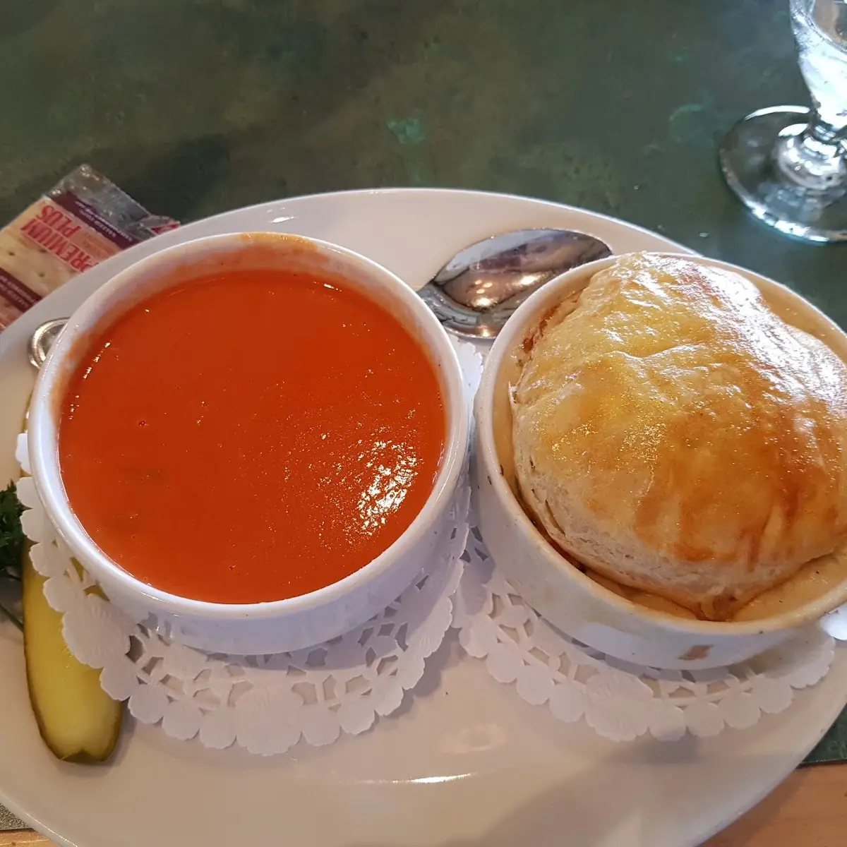 Food & drink, Whirlpool Restaurant