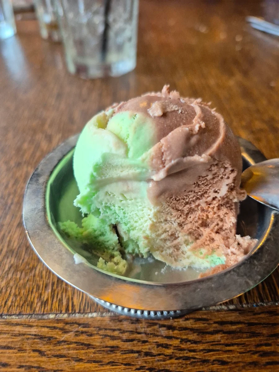 Food & drink, The Old Spaghetti Factory (Kelowna)