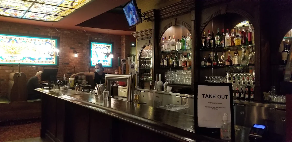 Vibe, The Old Spaghetti Factory (Kelowna)