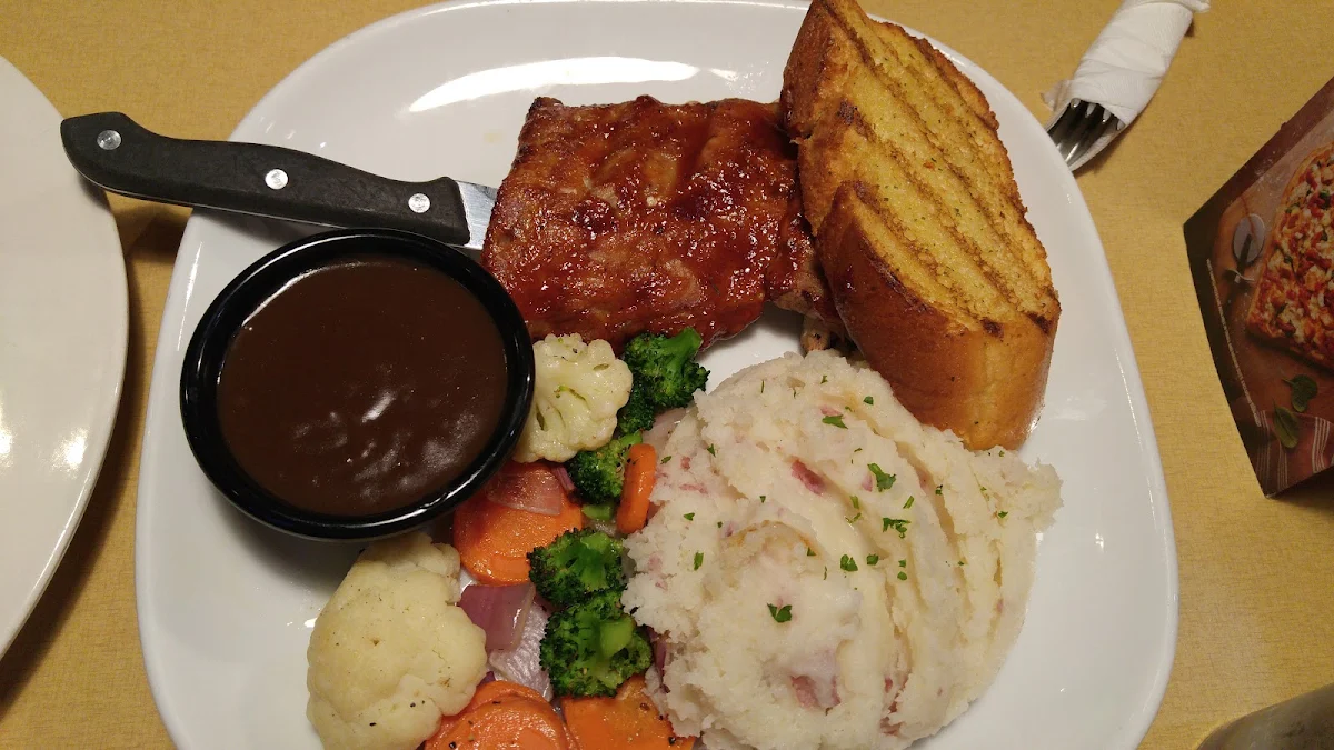 Food & drink, Boston Pizza