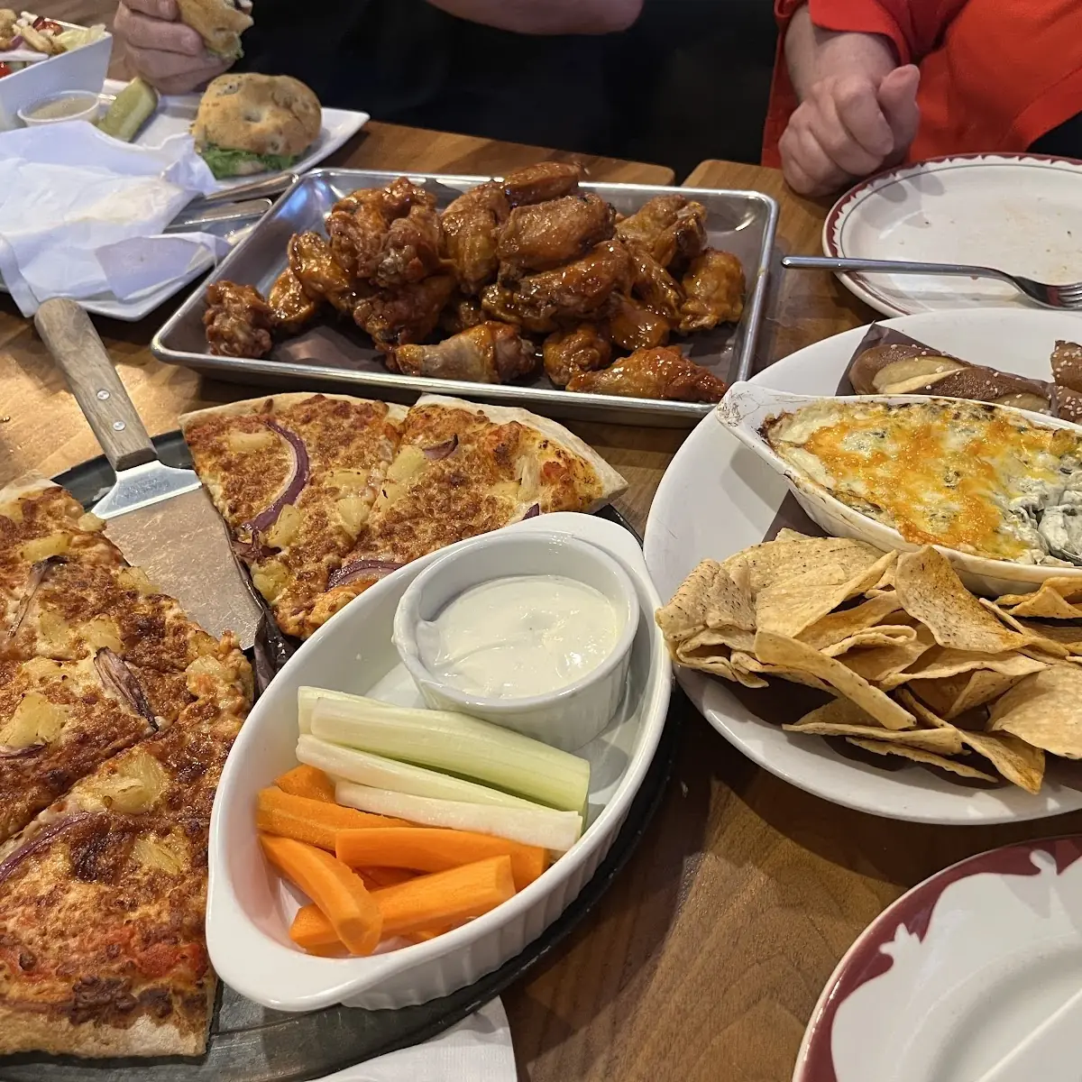 Food & drink, The Commercial Roadhouse