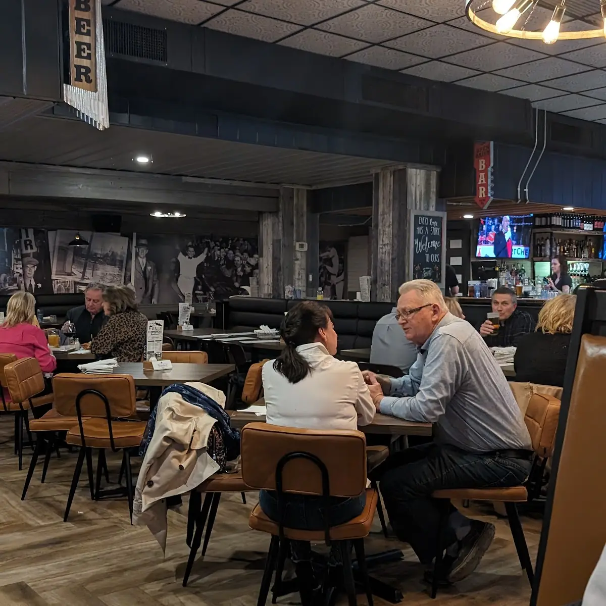 Vibe, The Commercial Roadhouse