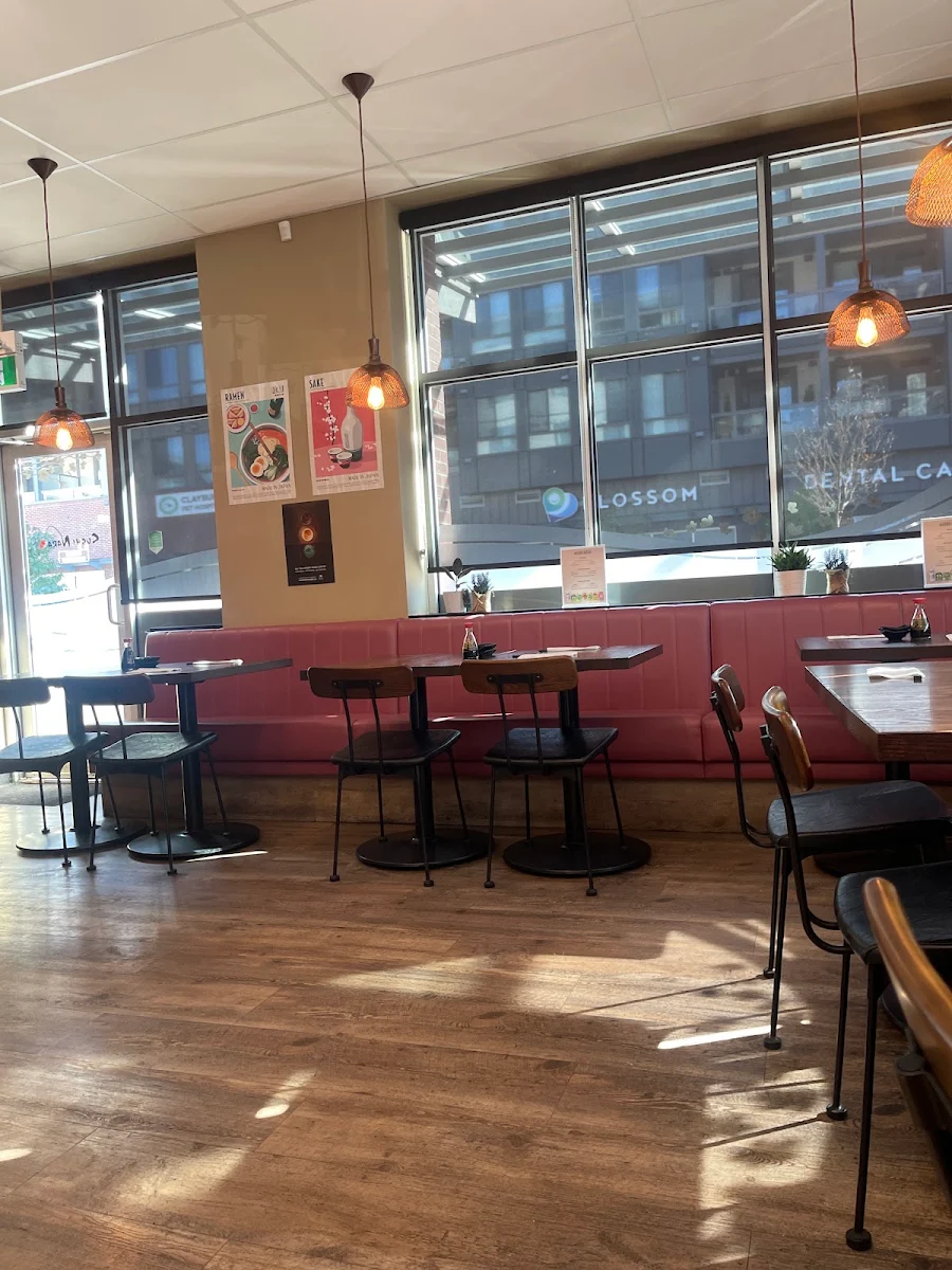 Vibe, Sushi Nara-Gladwin