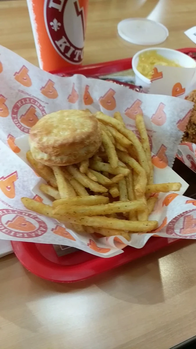Food & drink, Popeyes Louisiana Kitchen