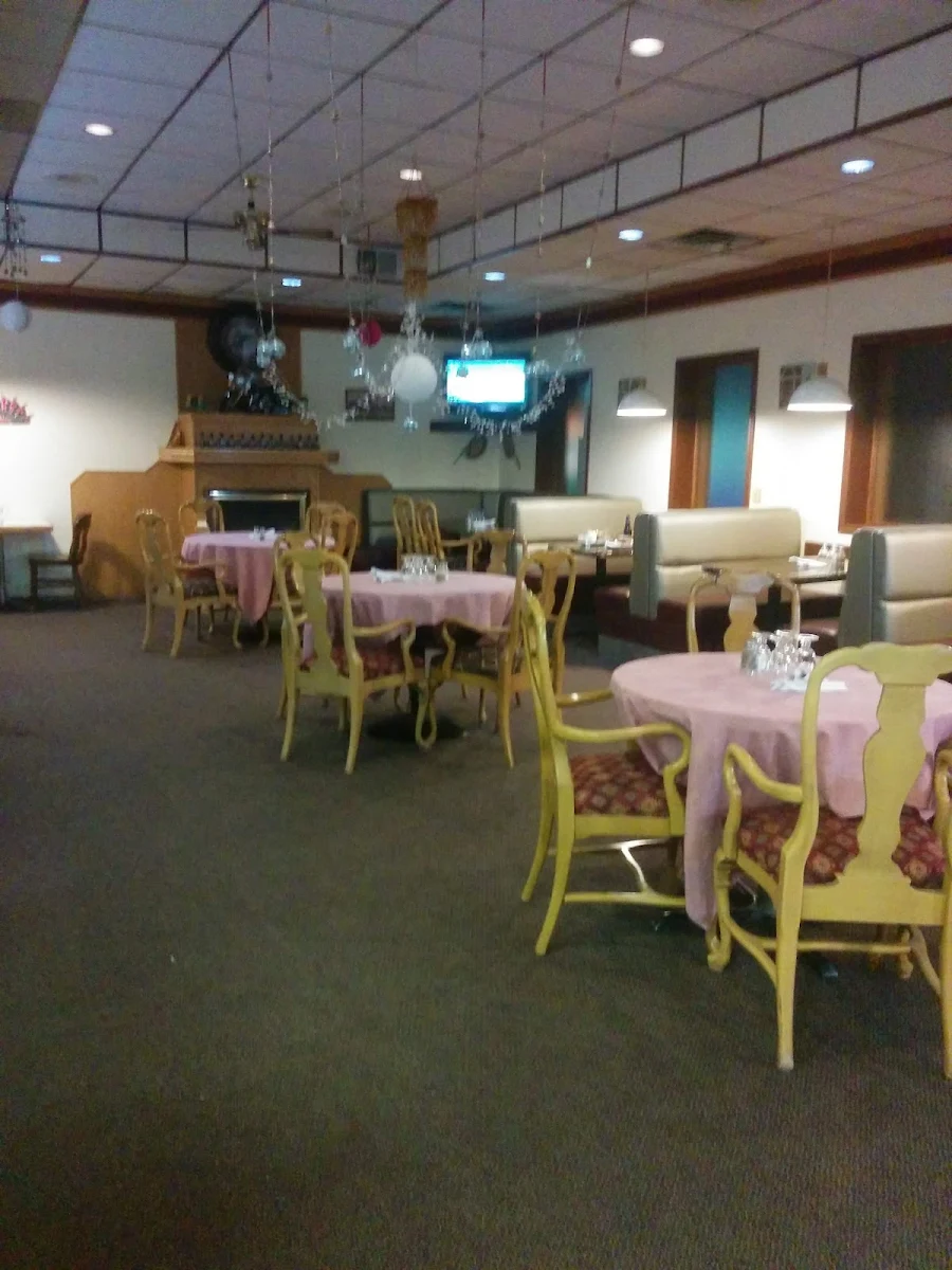 Vibe, Highway Host Restaurant