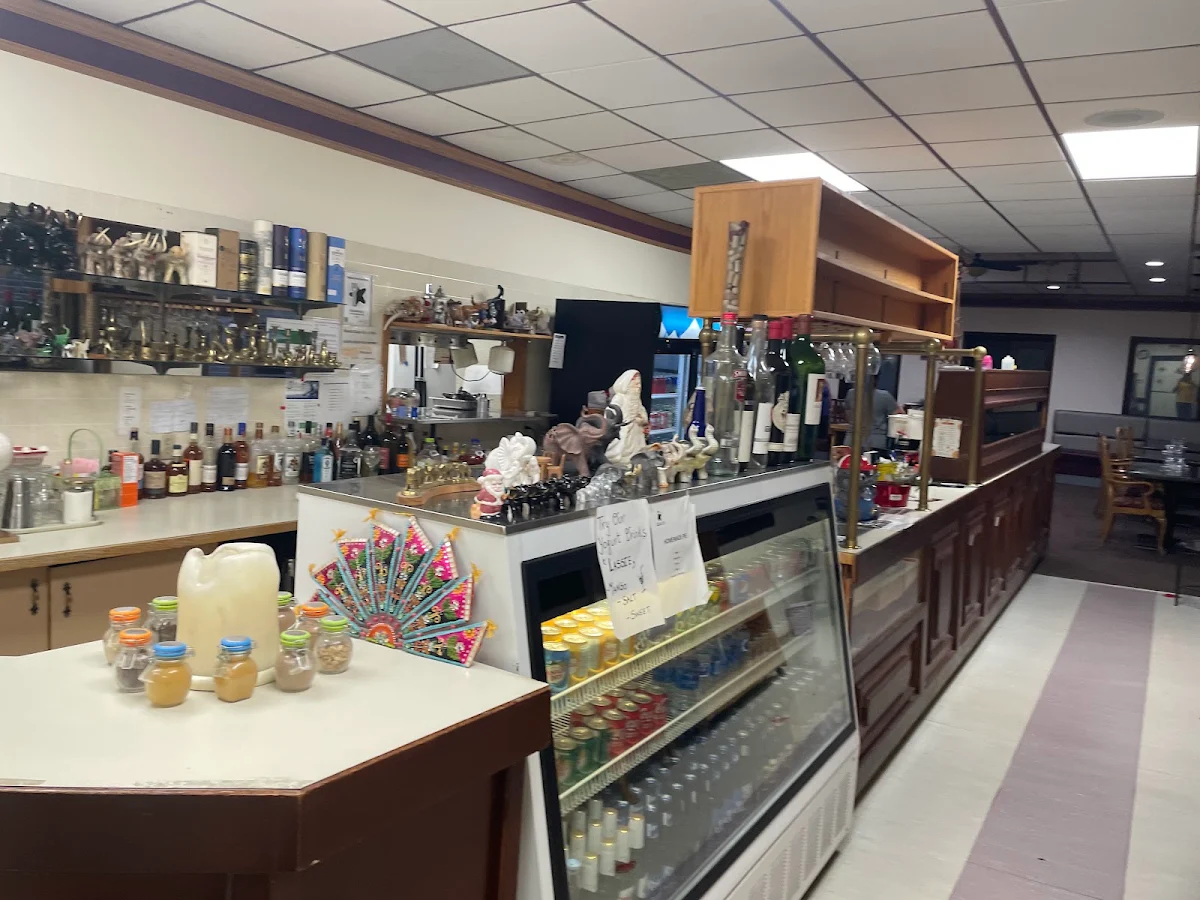 Vibe, Highway Host Restaurant
