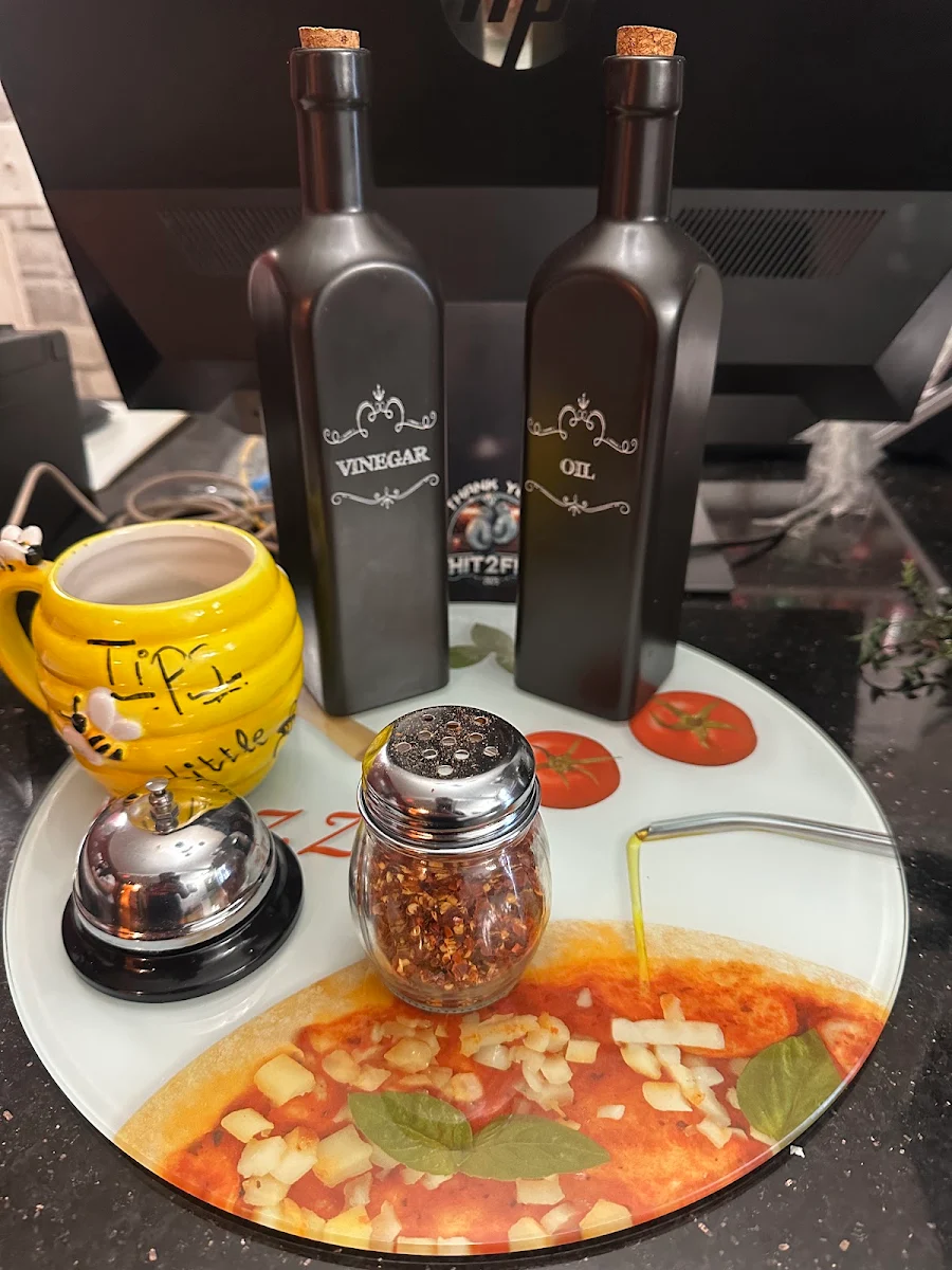 Food & drink, Little B's Pizzeria
