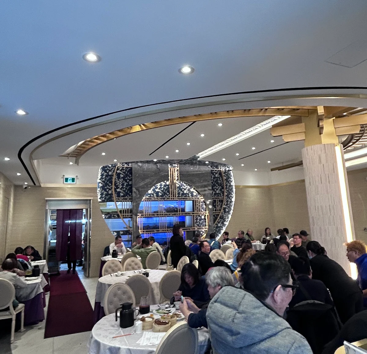 Vibe, Fortune Landing Seafood Cuisine