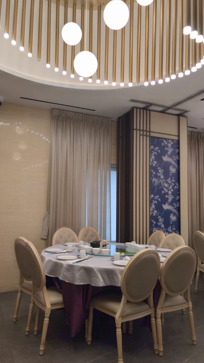Vibe, Fortune Landing Seafood Cuisine