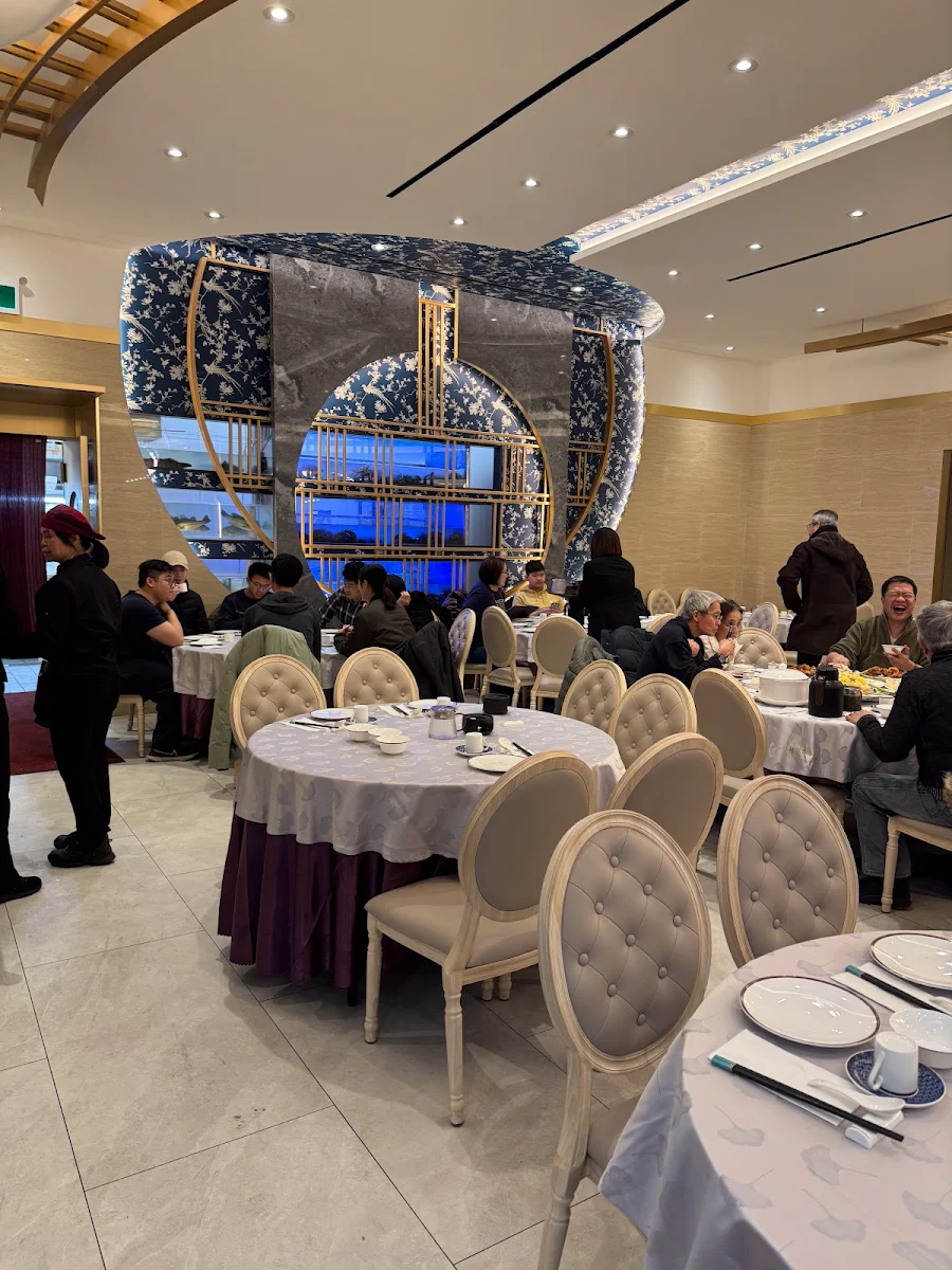 Vibe, Fortune Landing Seafood Cuisine