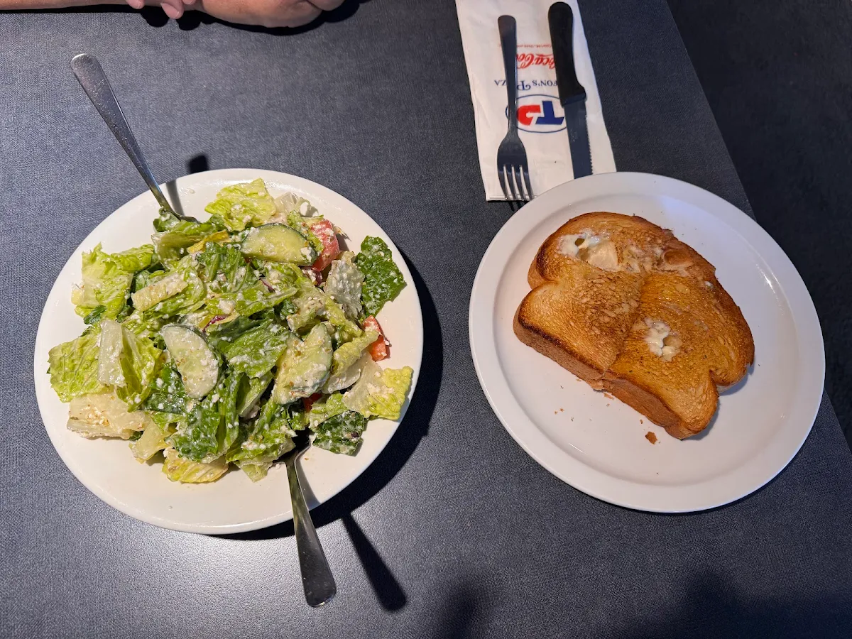Food & drink, Trifon's Pizza & Spaghetti House