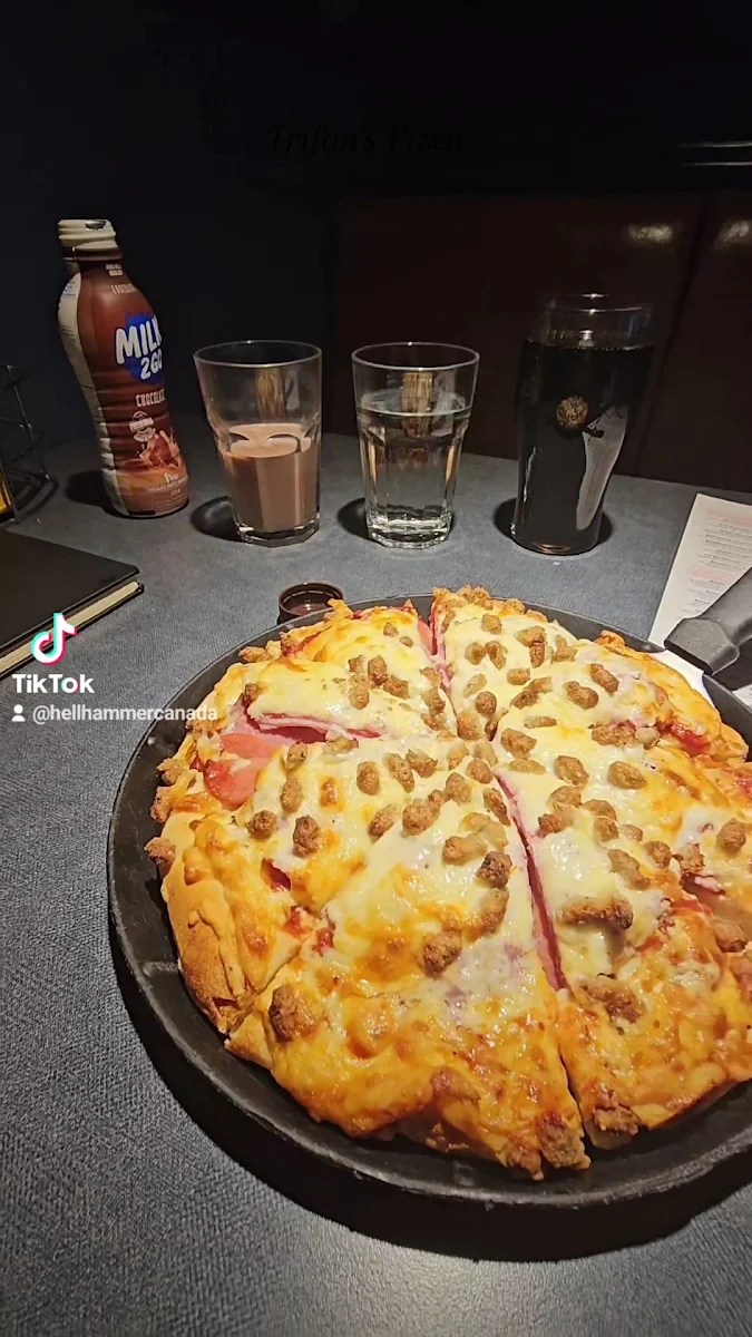Food & drink, Trifon's Pizza & Spaghetti House