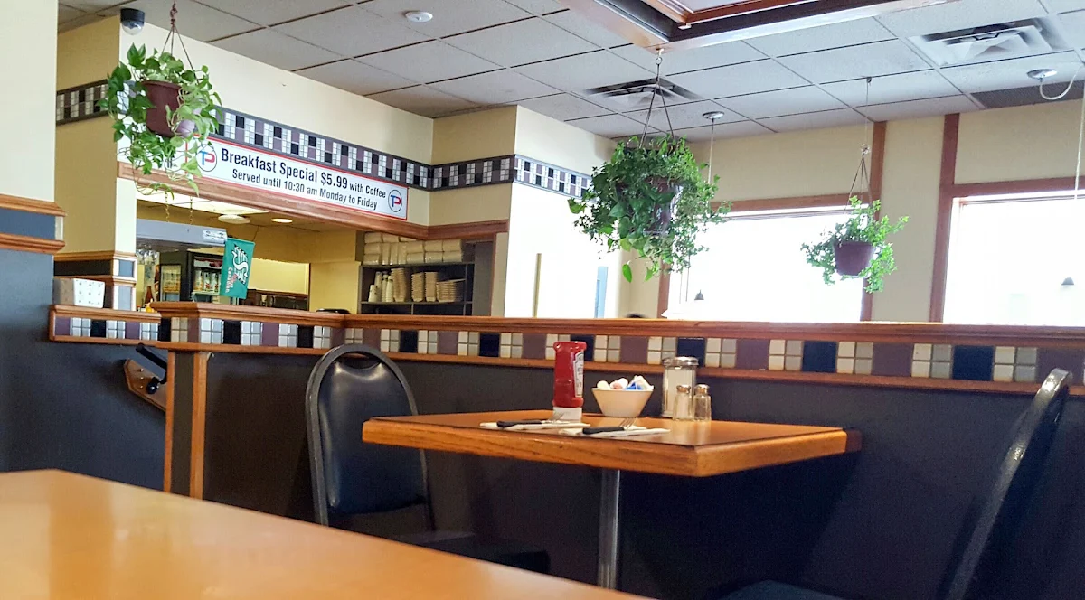 Vibe, Trifon's Pizza & Spaghetti House