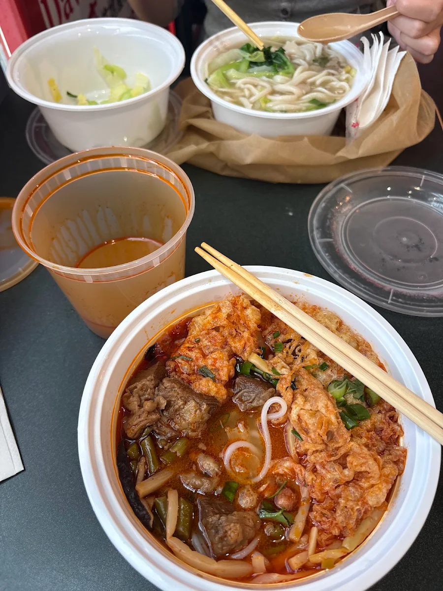 Food & drink, 拾螺记 Snail Rice Noodle King