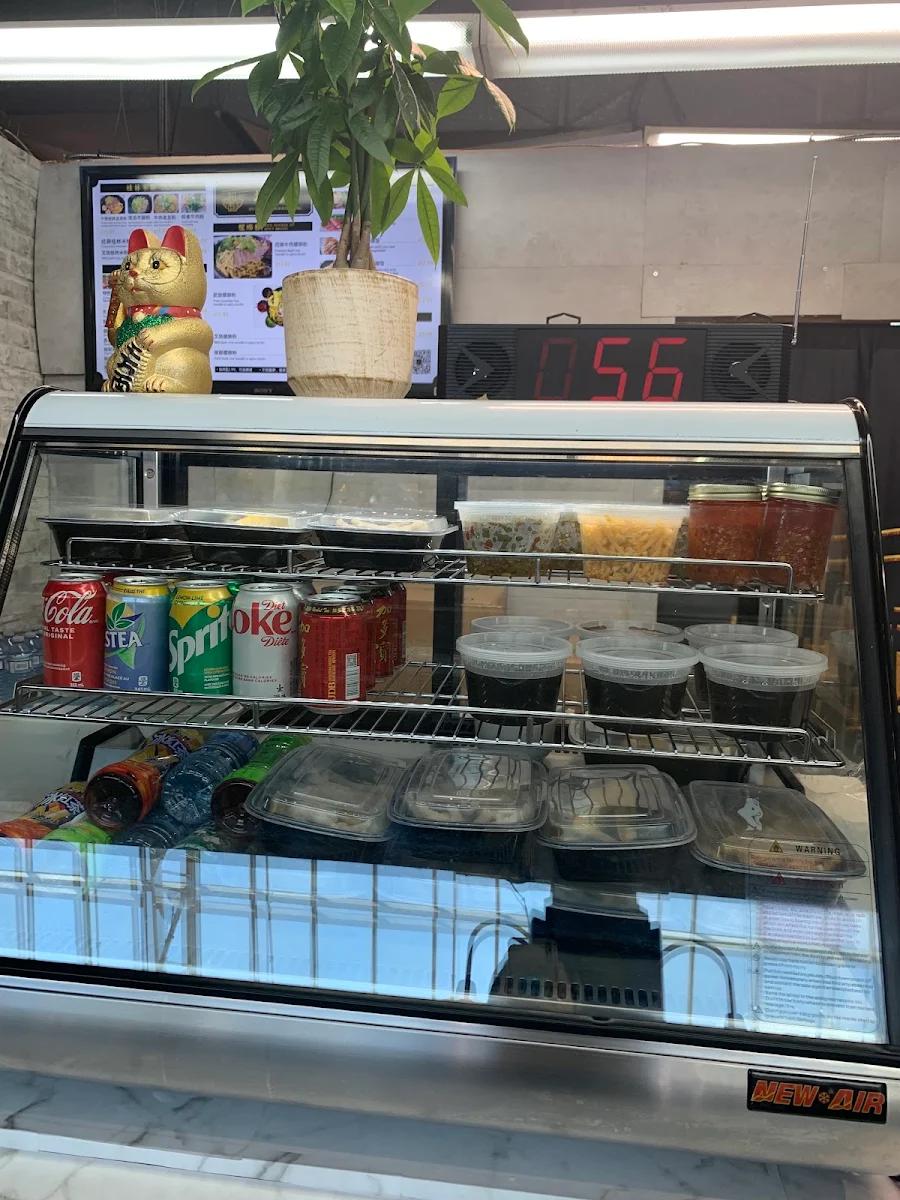 Vibe, 拾螺记 Snail Rice Noodle King