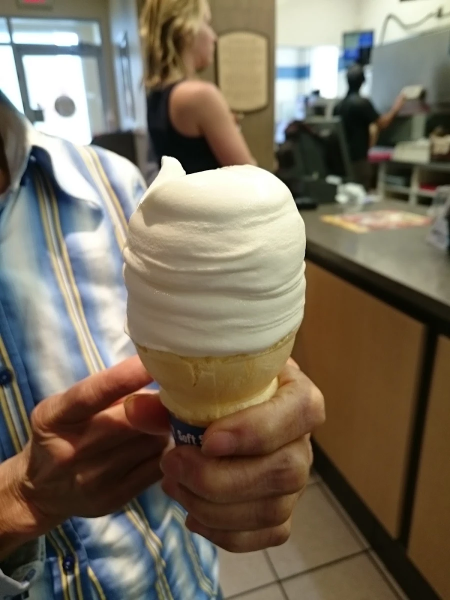 Food & drink, Dairy Queen Grill & Chill