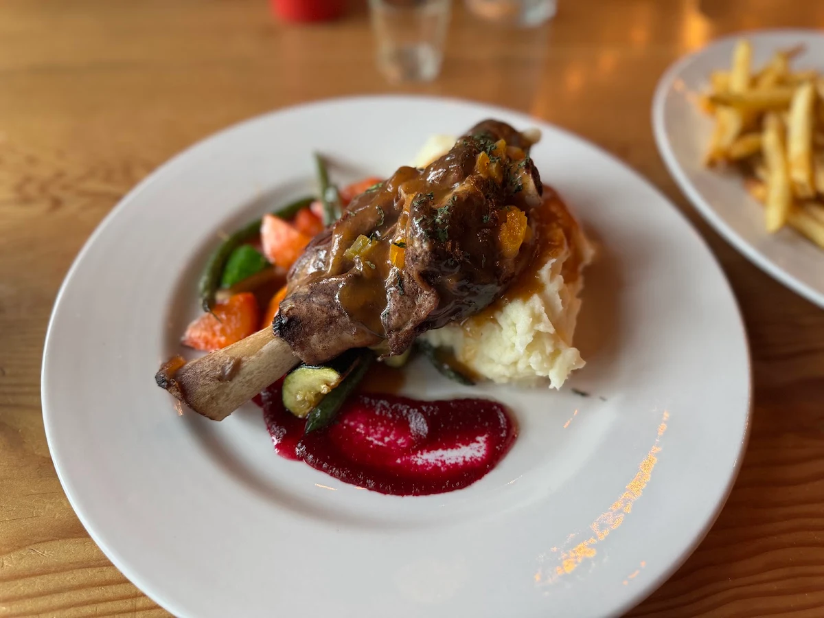 Food & drink, Vault Restaurant