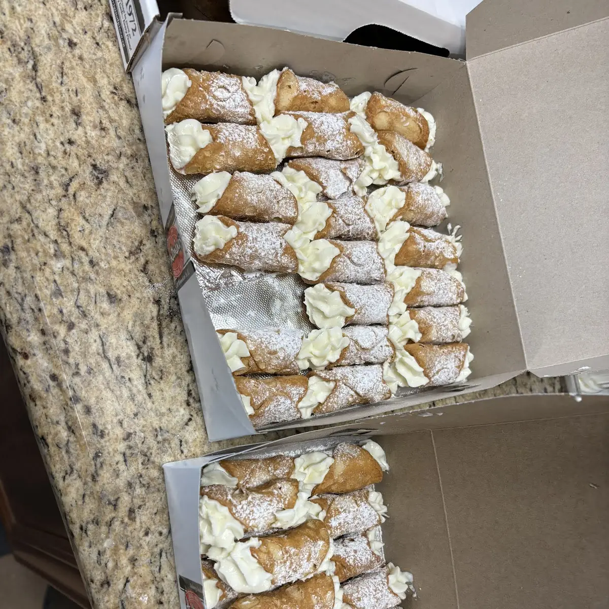 Vibe, Antonino’s Original Pizza–Riverside
