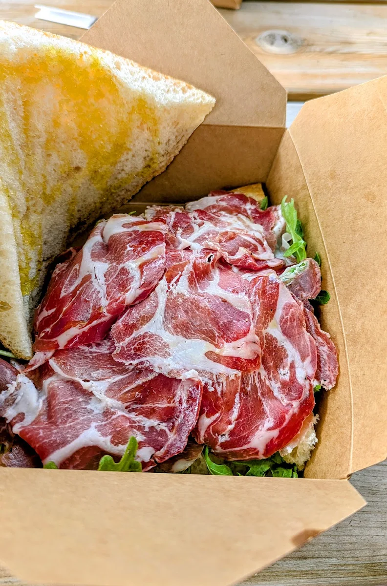 Food & drink, Che Roba! Focaccia Bar