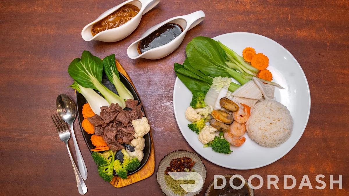 Food & drink, Blue Lotus Restaurant & Cafe Vietnamese Cuisine
