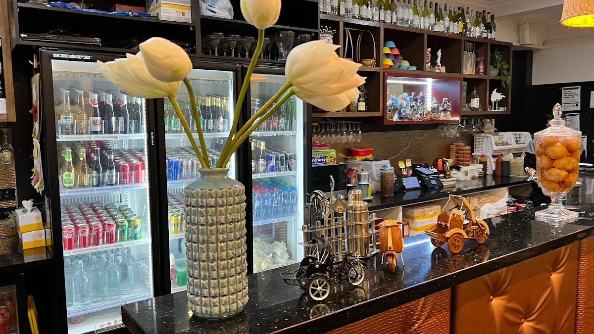Vibe, Blue Lotus Restaurant & Cafe Vietnamese Cuisine