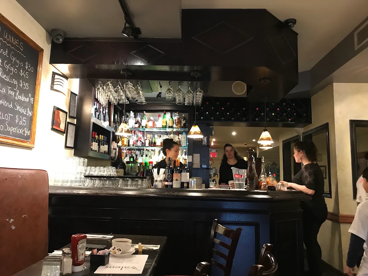 Vibe, Valens Restaurant Inc