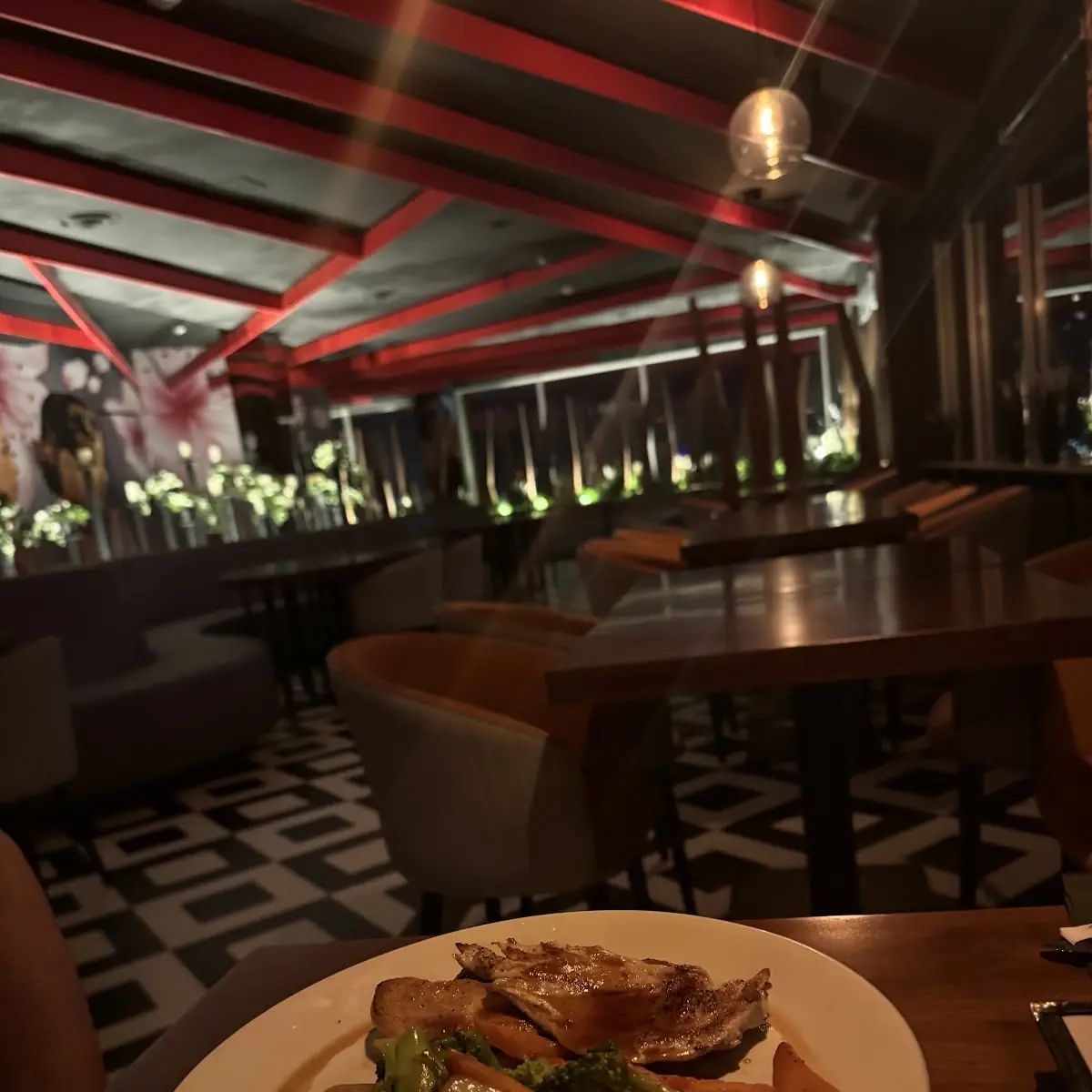 Food & drink, Republik Asian Eatery And Bar - Windsor