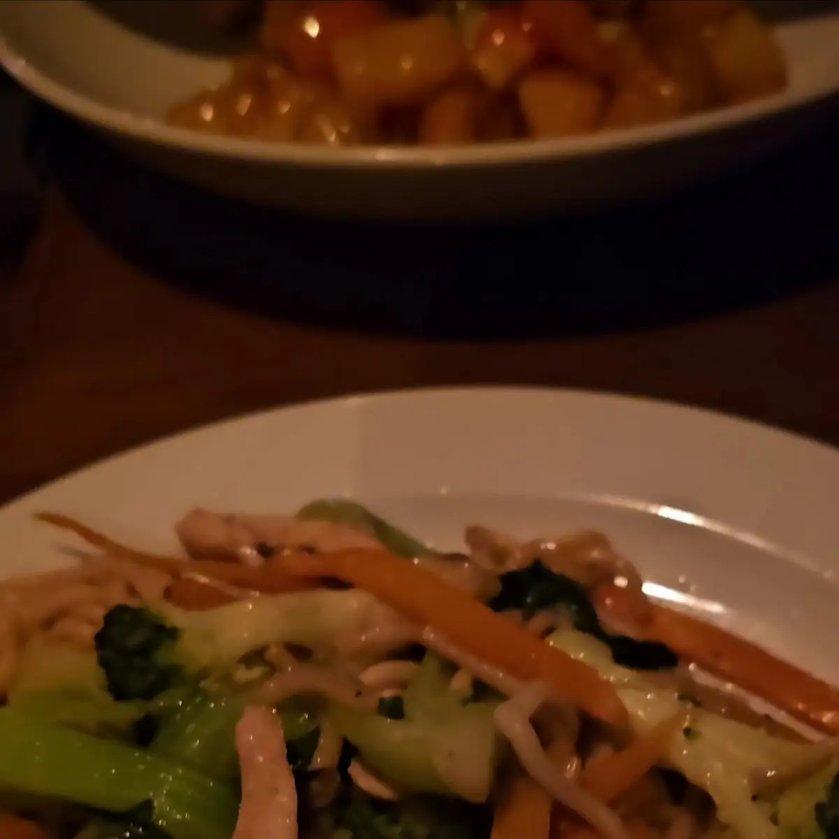 Vibe, Republik Asian Eatery And Bar - Windsor